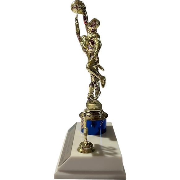 2002 basketball Trophy - Picture 6 of 8